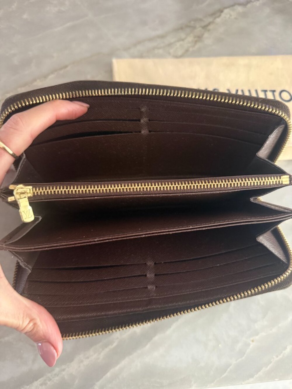 Louis Vuitton Damier Ebene Zippy Wallet - Picture 6 of 10